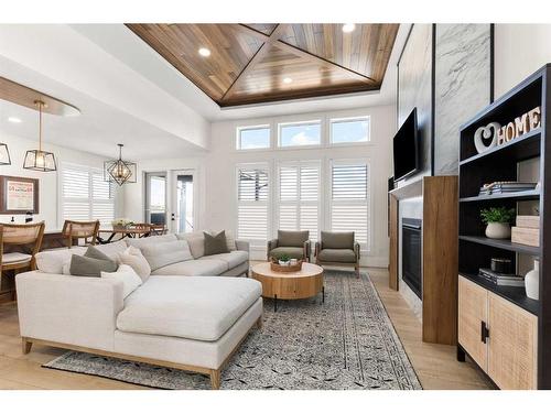 302 Yuma Court, Dunmore, AB - Indoor Photo Showing Living Room With Fireplace