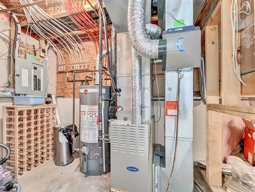 24 Cottonwood Close Sw, Medicine Hat, AB - Indoor Photo Showing Basement