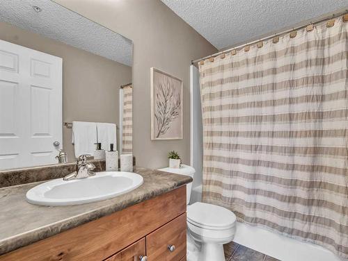 415-194 Sunrise Circle Sw, Medicine Hat, AB - Indoor Photo Showing Bathroom