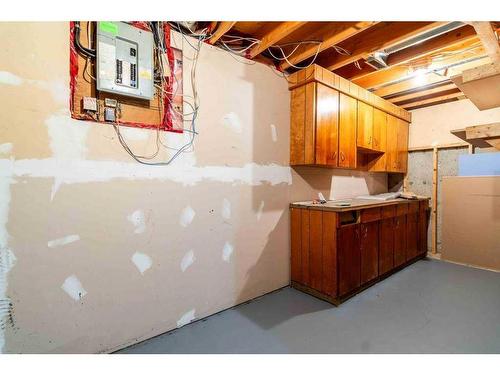 204 Cooney Road Se, Medicine Hat, AB - Indoor Photo Showing Basement