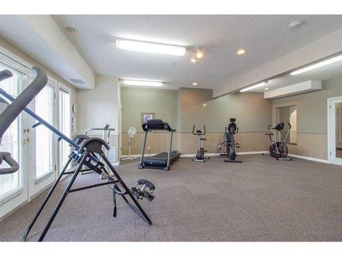 219A-278 Park Meadows Drive Se, Medicine Hat, AB - Indoor Photo Showing Gym Room