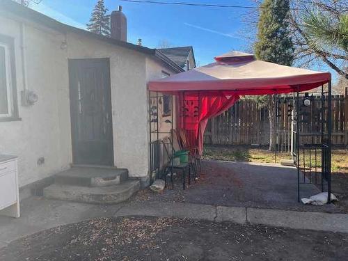 1018 Dominion Street Se, Medicine Hat, AB - Outdoor