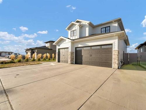 24 Coulee Ridge Drive Sw, Medicine Hat, AB - Outdoor