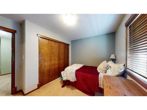 1048 Eagle Ridge Drive, Dunmore, AB - Indoor Photo Showing Bedroom