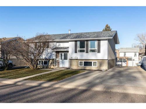 271 Seven Persons Drive Sw, Medicine Hat, AB - Outdoor