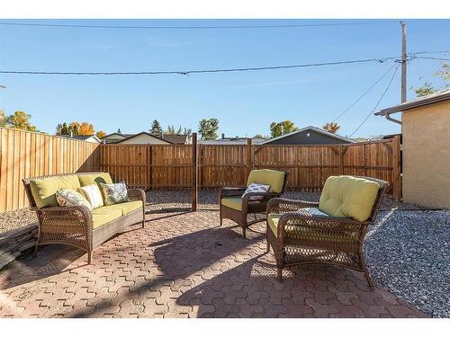 262 Mitchell Crescent Nw, Medicine Hat, AB - Outdoor With Deck Patio Veranda