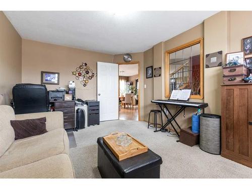 68 Vista Avenue Se, Medicine Hat, AB - Indoor