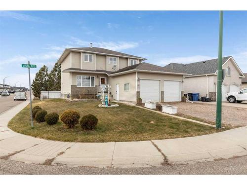 68 Vista Avenue Se, Medicine Hat, AB - Outdoor