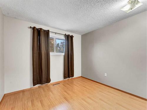 2021 Hawke Crescent Ne, Medicine Hat, AB - Indoor Photo Showing Other Room