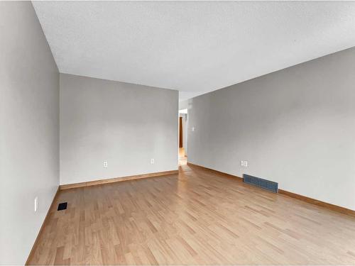 2021 Hawke Crescent Ne, Medicine Hat, AB - Indoor Photo Showing Other Room