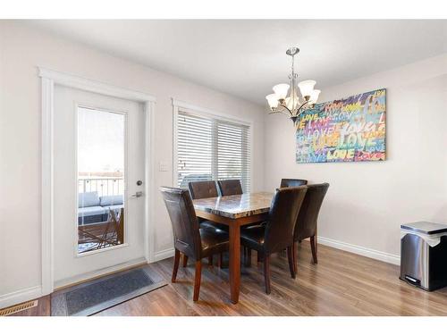 616 Vista Drive Se, Medicine Hat, AB - Indoor Photo Showing Dining Room