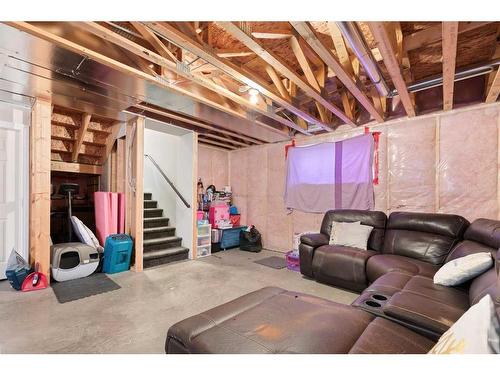 616 Vista Drive Se, Medicine Hat, AB - Indoor Photo Showing Basement