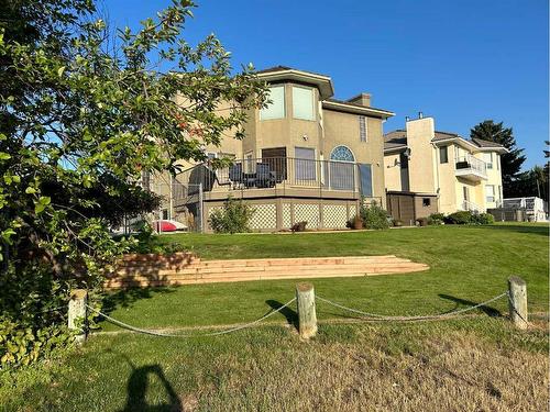 35 Taylor Boulevard Se, Medicine Hat, AB - Outdoor