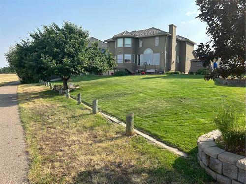 35 Taylor Boulevard Se, Medicine Hat, AB - Outdoor