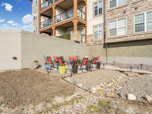 537-201 River Ridge Drive Nw, Medicine Hat, AB - Outdoor