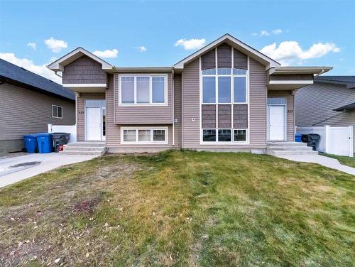 327 Somerset Row Se, Medicine Hat, AB - Outdoor