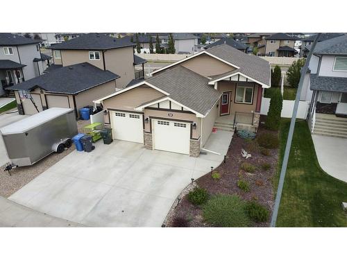 20 Somerside Way Se, Medicine Hat, AB - Outdoor With Facade