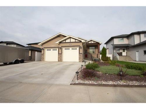 20 Somerside Way Se, Medicine Hat, AB - Outdoor With Facade