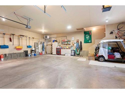 14 Riverview Drive Se, Redcliff, AB - Indoor Photo Showing Garage