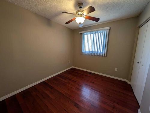 193 Seven Persons Drive Sw, Medicine Hat, AB - Indoor Photo Showing Other Room