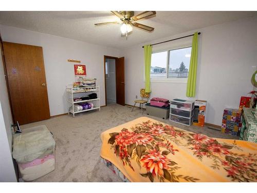 102 Calder Crescent Se, Medicine Hat, AB - Indoor