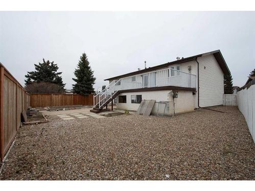 102 Calder Crescent Se, Medicine Hat, AB - Outdoor