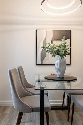 267 Belfast Street Se, Medicine Hat, AB - Indoor Photo Showing Dining Room