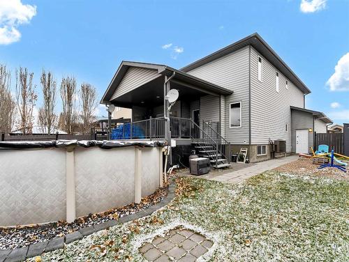 67 Somerset Dale Se, Medicine Hat, AB - Outdoor With Above Ground Pool