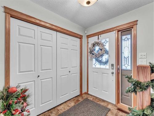 67 Somerset Dale Se, Medicine Hat, AB - Indoor Photo Showing Other Room