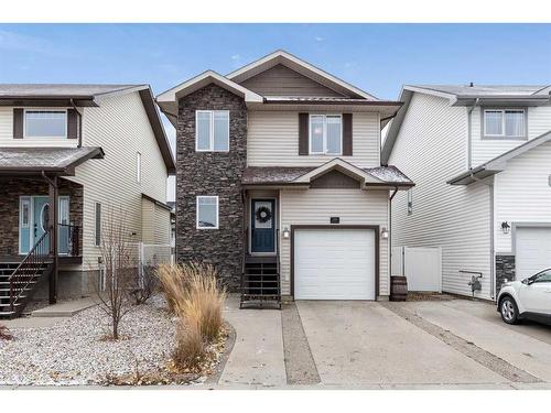 218 Somerset Way Se, Medicine Hat, AB - Outdoor With Facade