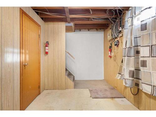 1721 29 Street Se, Medicine Hat, AB - Indoor Photo Showing Basement