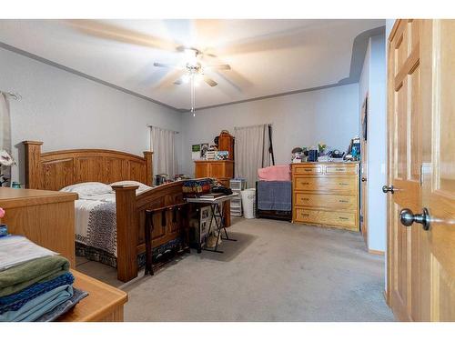 102082 Range Road 123, Rural Forty Mile No. 8, County Of, AB - Indoor Photo Showing Bedroom