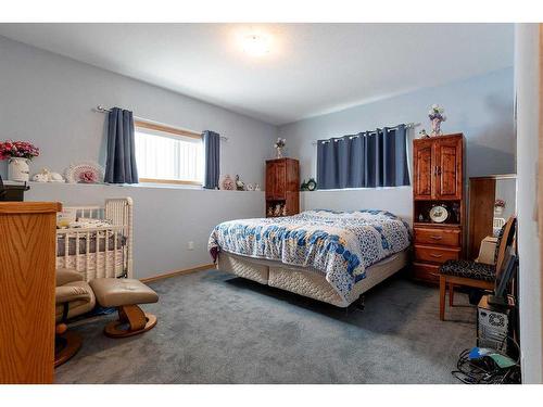 102082 Range Road 123, Rural Forty Mile No. 8, County Of, AB - Indoor Photo Showing Bedroom