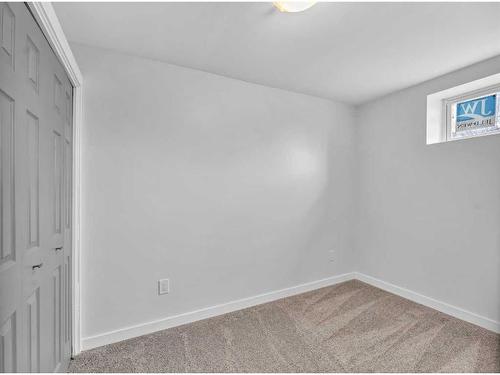 2965 Lamb Court Se, Medicine Hat, AB - Indoor Photo Showing Other Room