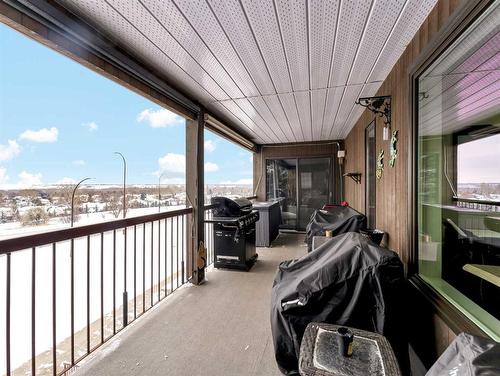 15-1165 16 Street Ne, Medicine Hat, AB - Outdoor With Exterior