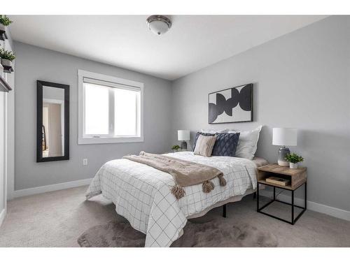 111 Sundance Road Sw, Medicine Hat, AB - Indoor Photo Showing Bedroom