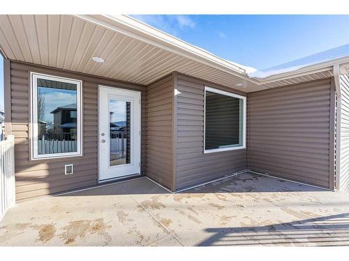 629 Vista Drive Se, Medicine Hat, AB - Outdoor With Deck Patio Veranda With Exterior