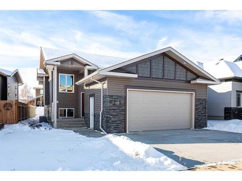 629 Vista Drive Se, Medicine Hat, AB - Outdoor With Facade