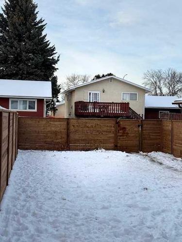 2768 22 Avenue Se, Medicine Hat, AB - Outdoor