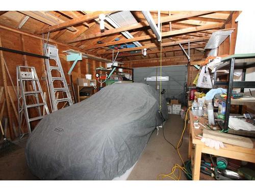 175 7 Street Nw, Medicine Hat, AB - Indoor Photo Showing Other Room