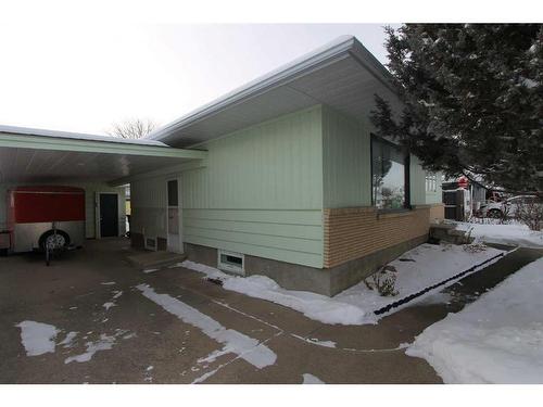 175 7 Street Nw, Medicine Hat, AB - Outdoor With Exterior