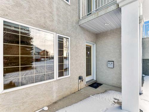 2 Vintage Meadows Court Se, Medicine Hat, AB - Outdoor With Exterior