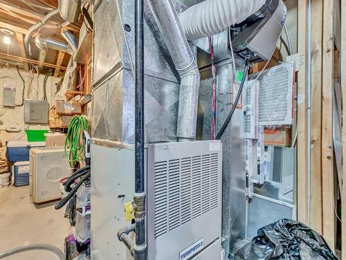 15 Turner Green Se, Medicine Hat, AB - Indoor Photo Showing Basement