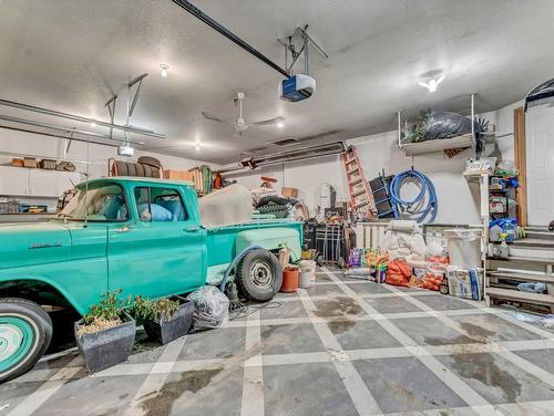 15 Turner Green Se, Medicine Hat, AB - Indoor Photo Showing Garage