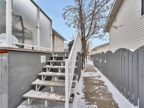 55 Rundle Road Se, Medicine Hat, AB - Outdoor