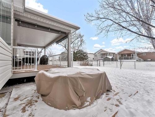 15 Storrs Crescent Se, Medicine Hat, AB - Outdoor