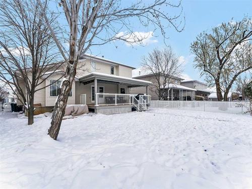 15 Storrs Crescent Se, Medicine Hat, AB - Outdoor With Deck Patio Veranda