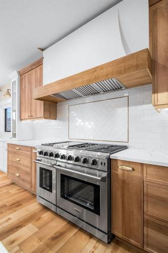 34 Dunes Link, Desert Blume, AB - Indoor Photo Showing Kitchen