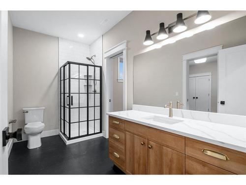 34 Dunes Link, Desert Blume, AB - Indoor Photo Showing Bathroom