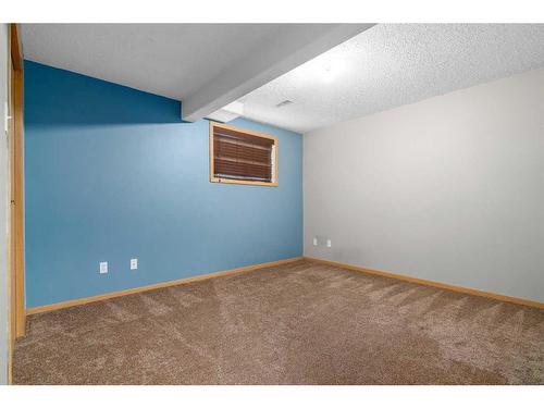 527 Main Street South, Redcliff, AB - Indoor Photo Showing Other Room